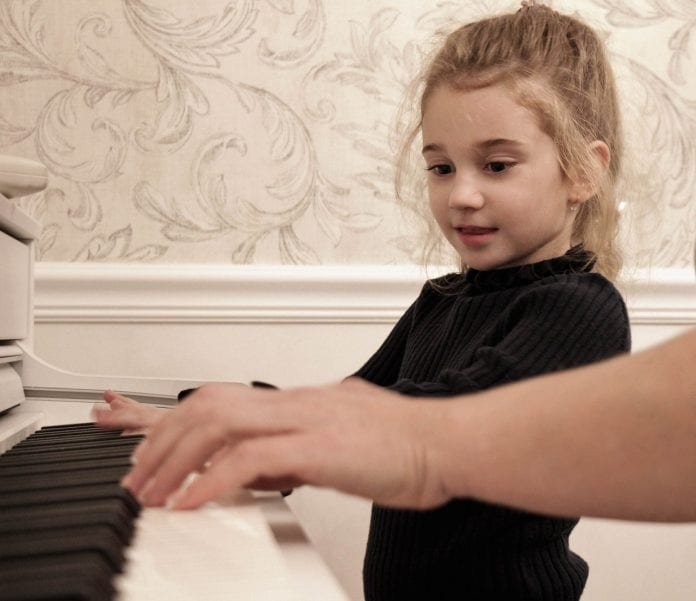 best keyboard pianos for kids