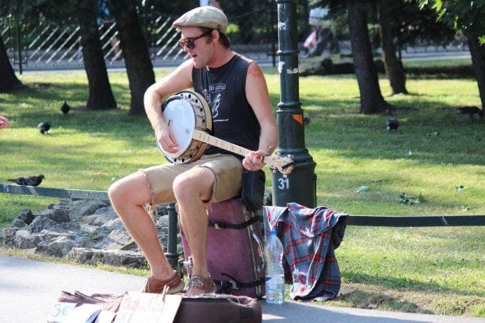 best beginner banjos