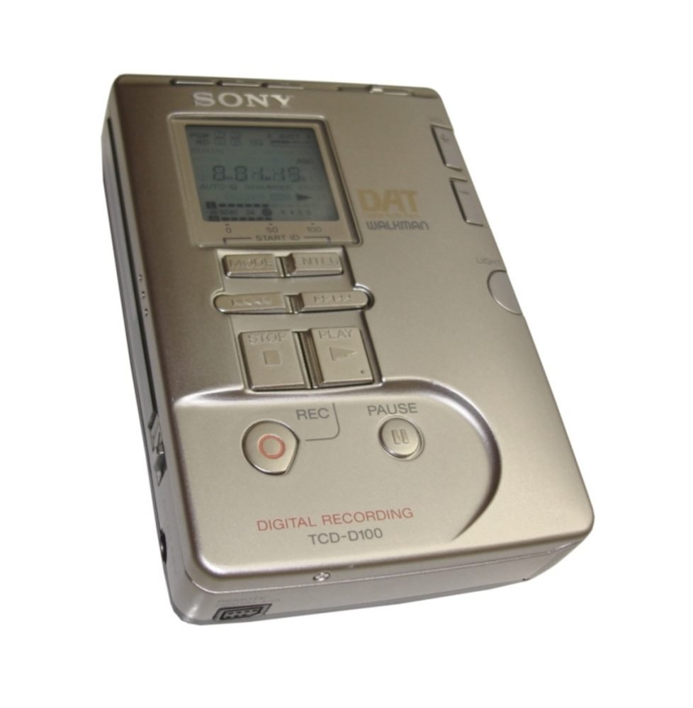Sony_TCD-D100_DAT-Recorder_Walkman