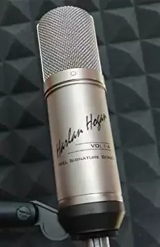 VO: 1-A Harlan Hogan Signature Microphone